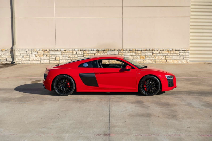 2017 Audi 4S R8 - Image 16 of 31
