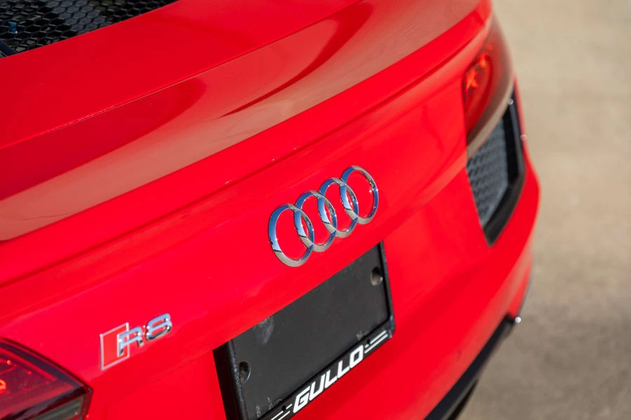 2017 Audi 4S R8 - Image 7 of 31