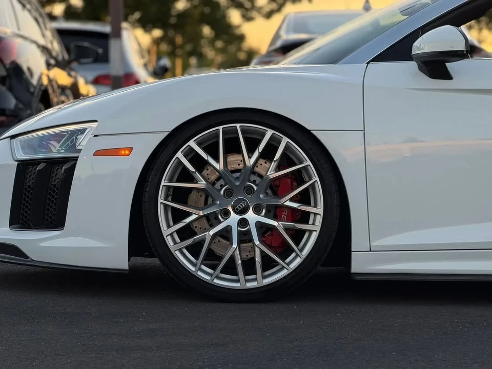 2017 Audi 4S R8 - Image 7 of 20