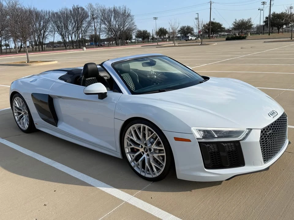 2017 Audi 4S R8 - Image 4 of 10