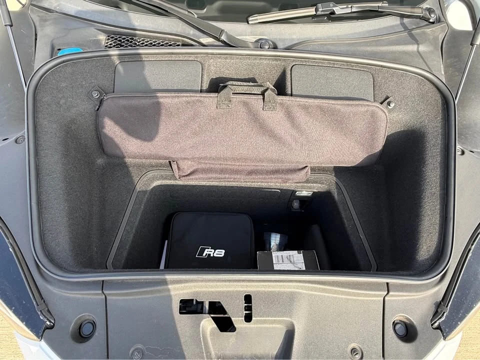 2017 Audi 4S R8 - Image 9 of 10