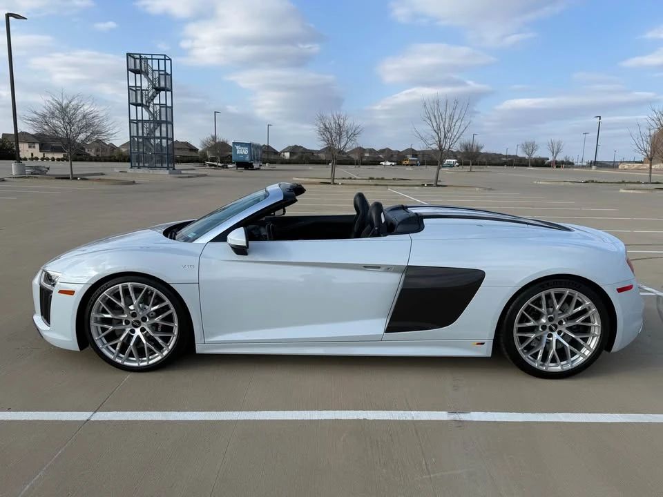 2017 Audi 4S R8 - Image 5 of 10
