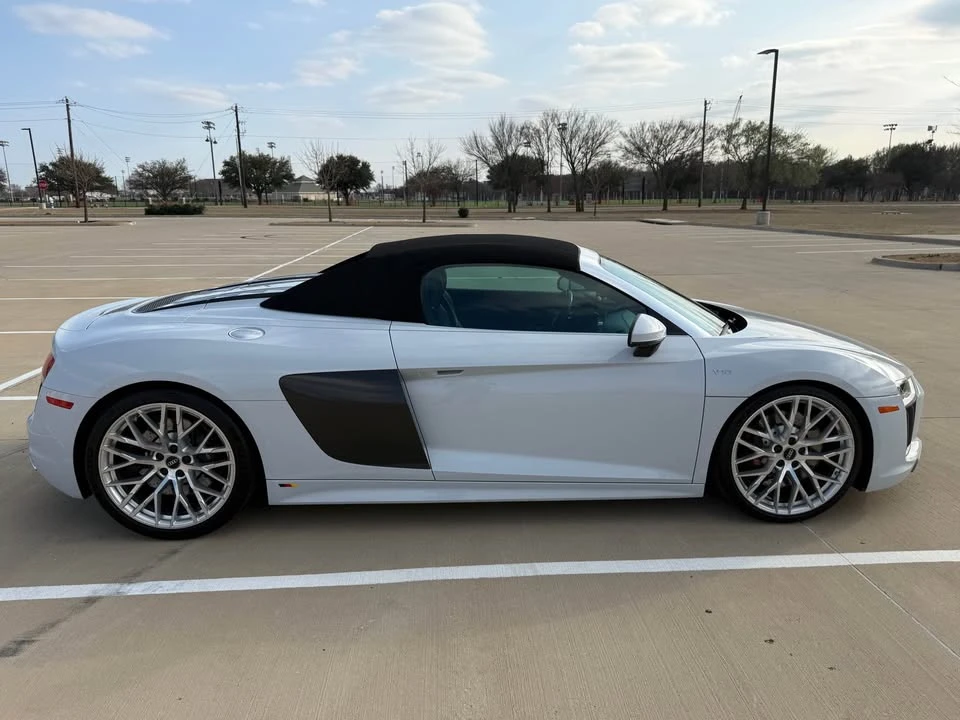 2017 Audi 4S R8 - Image 10 of 10