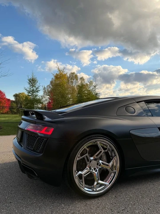2017 Audi 4S R8 - Image 5 of 10