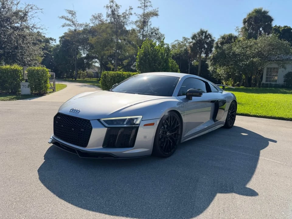 2017 Audi 4S R8 - Image 10 of 18