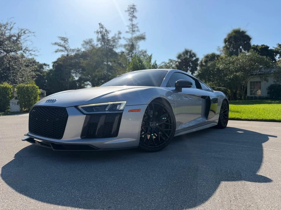 2017 Audi 4S R8 - Image 2 of 18