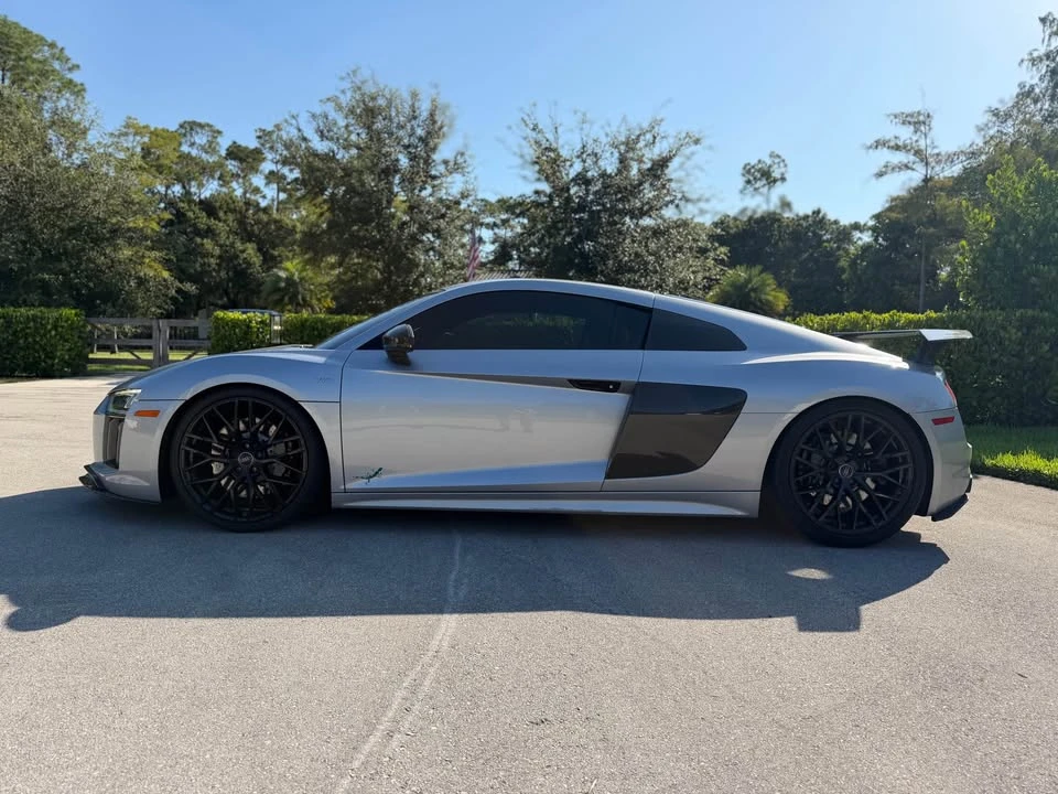 2017 Audi 4S R8 - Image 3 of 18