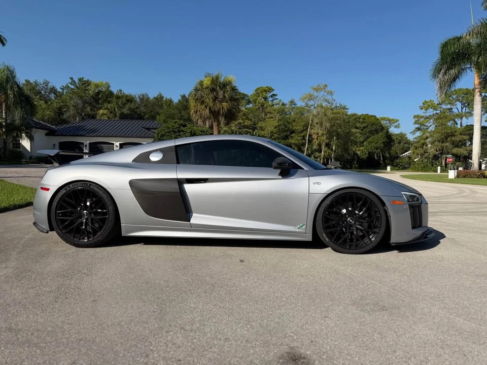 2017 Audi 4S R8 - Image 7 of 18