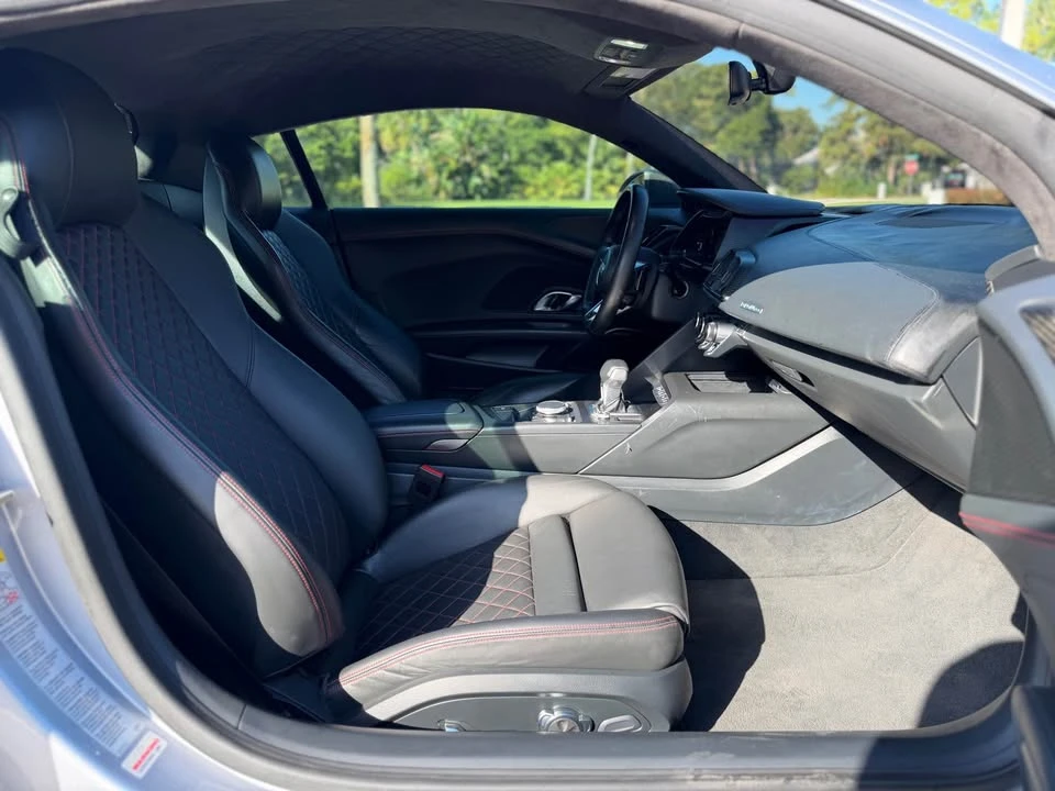 2017 Audi 4S R8 - Image 12 of 18