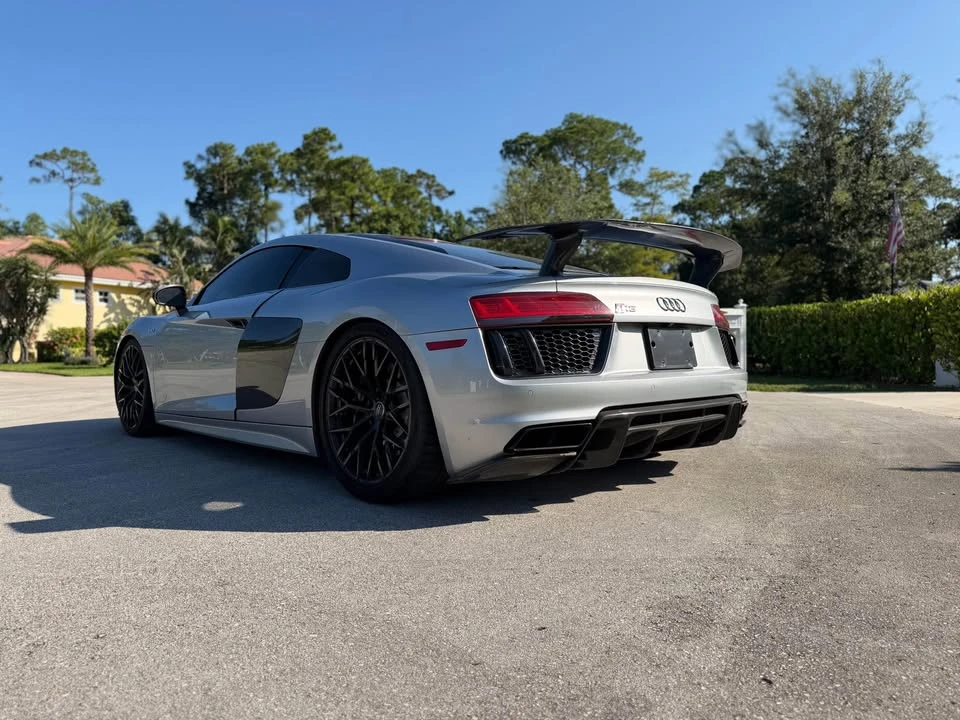 2017 Audi 4S R8 - Image 5 of 18