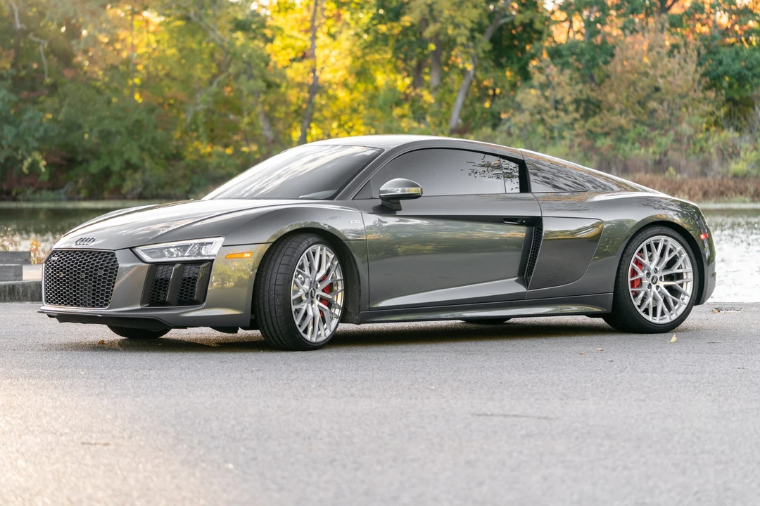 2017 Audi 4S R8 - Image 2 of 31