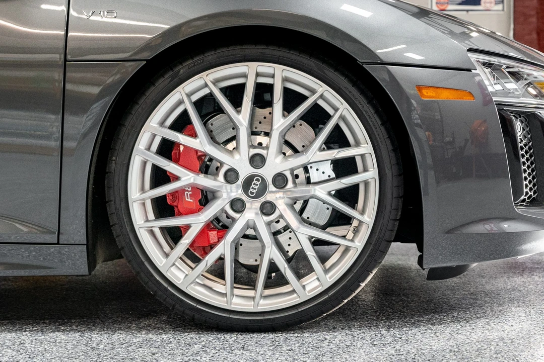2017 Audi 4S R8 - Image 28 of 31