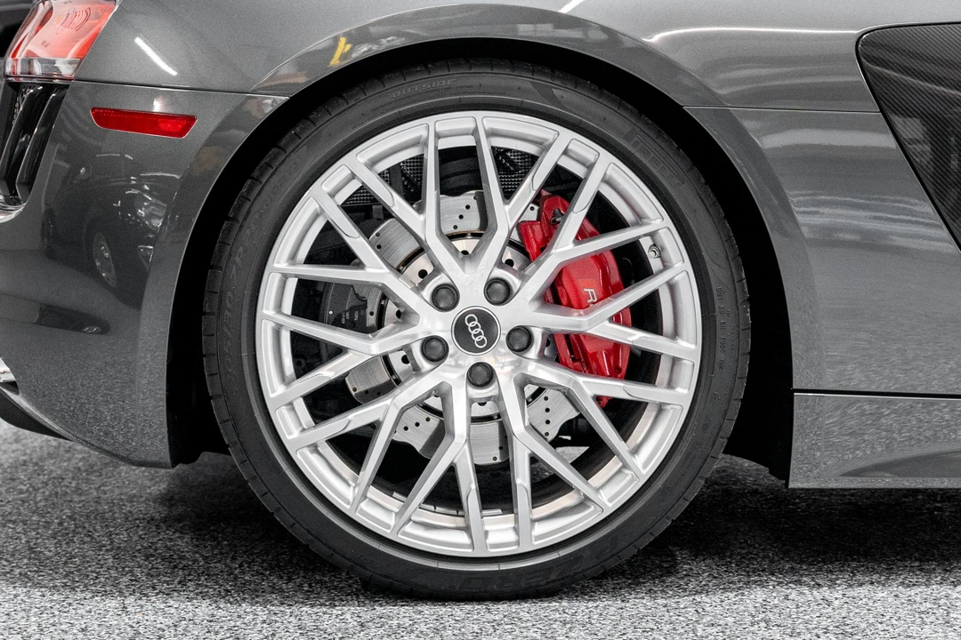 2017 Audi 4S R8 - Image 29 of 31