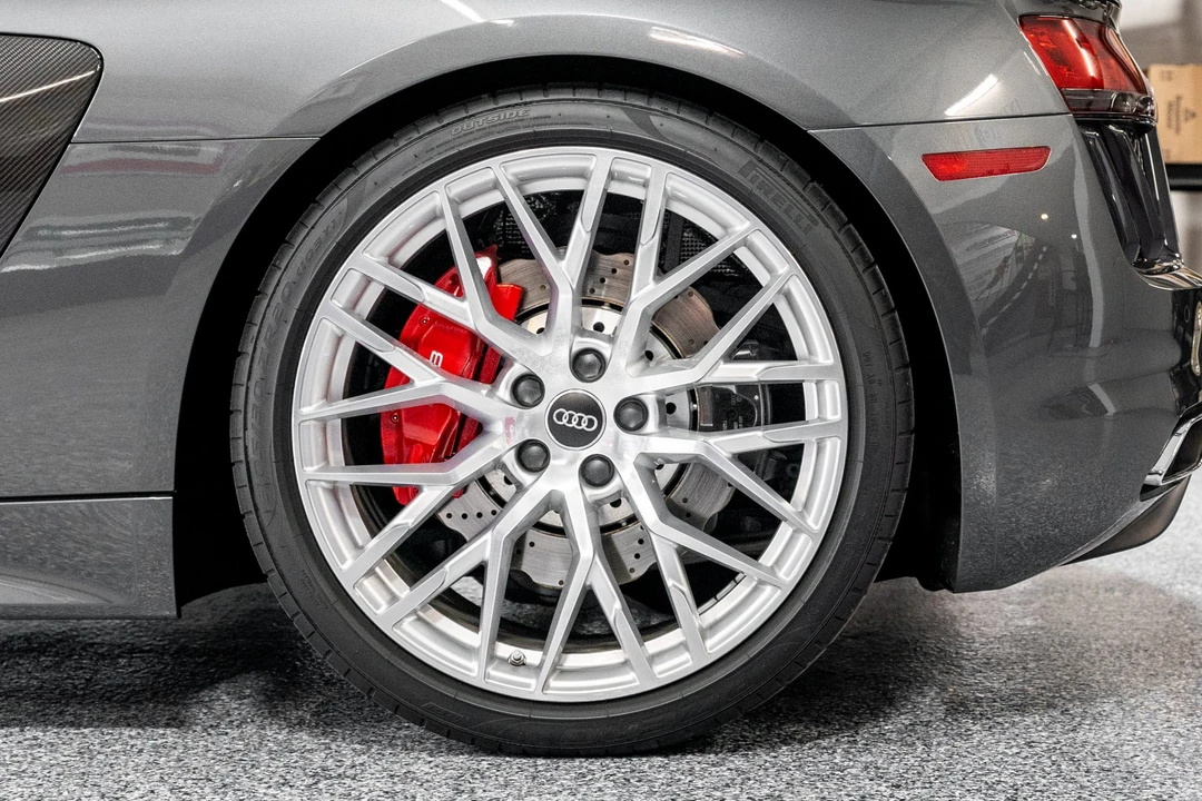 2017 Audi 4S R8 - Image 30 of 31