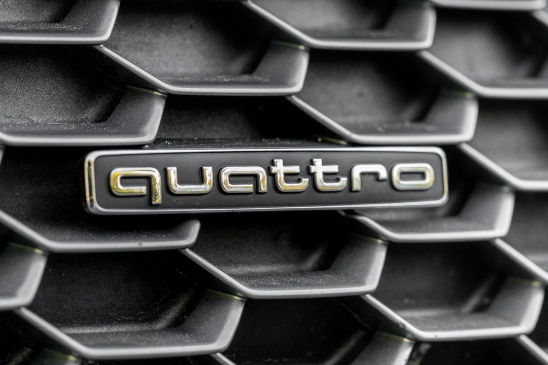 2017 Audi 4S R8 - Image 25 of 31