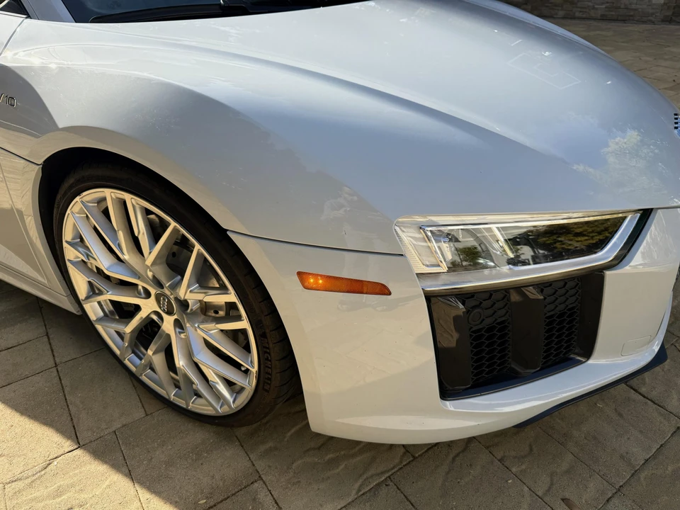 2017 Audi 4S R8 - Image 24 of 31