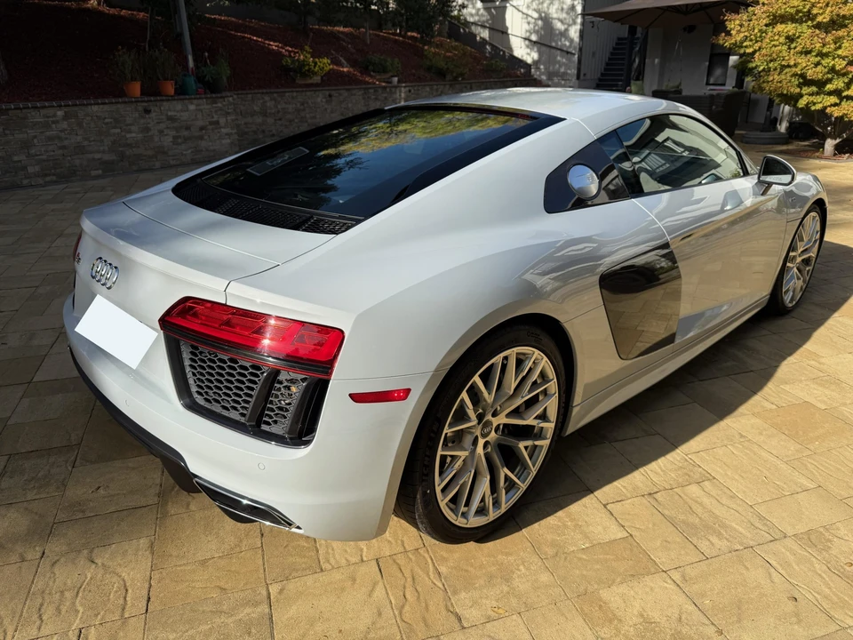 2017 Audi 4S R8 - Image 11 of 31