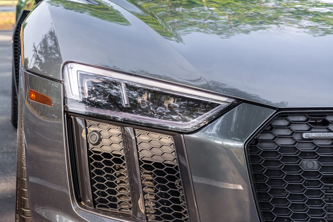 2017 Audi 4S R8 - Image 13 of 31