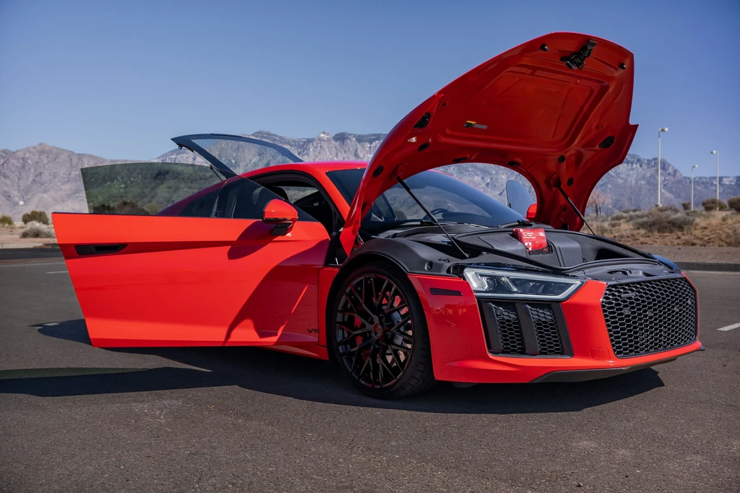 2017 Audi 4S R8 - Image 6 of 31
