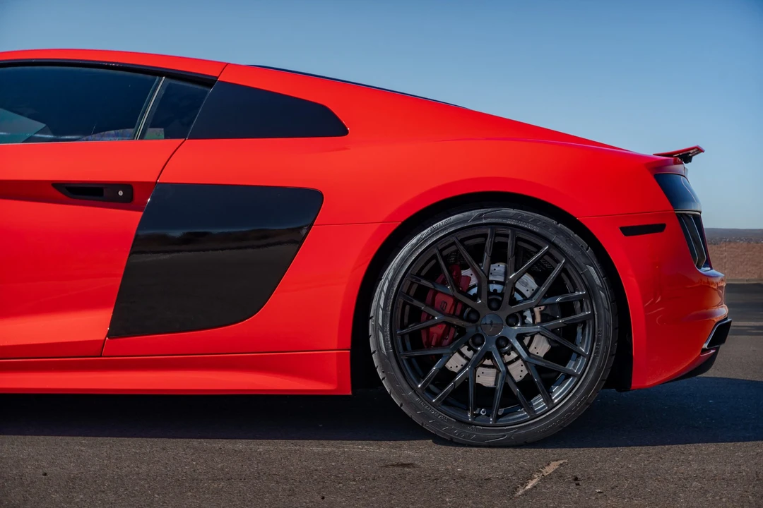 2017 Audi 4S R8 - Image 19 of 31