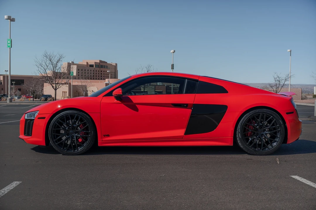 2017 Audi 4S R8 - Image 15 of 31