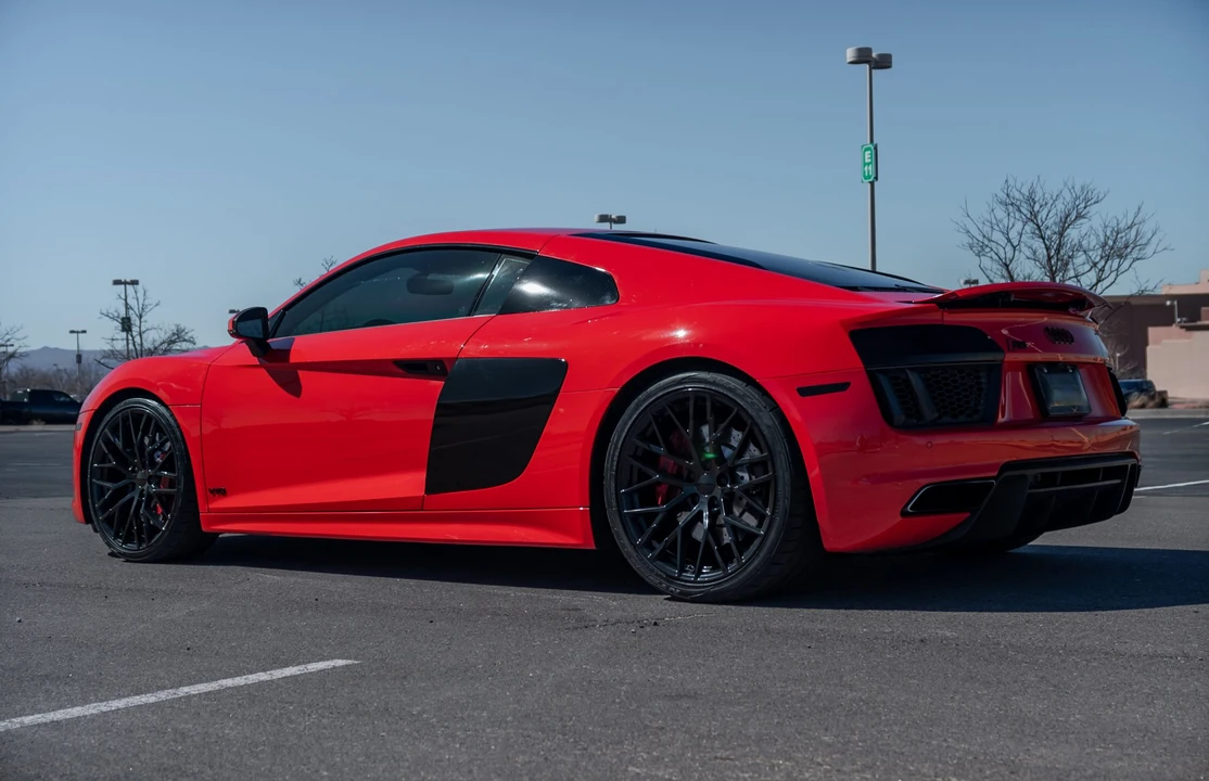 2017 Audi 4S R8 - Image 13 of 31
