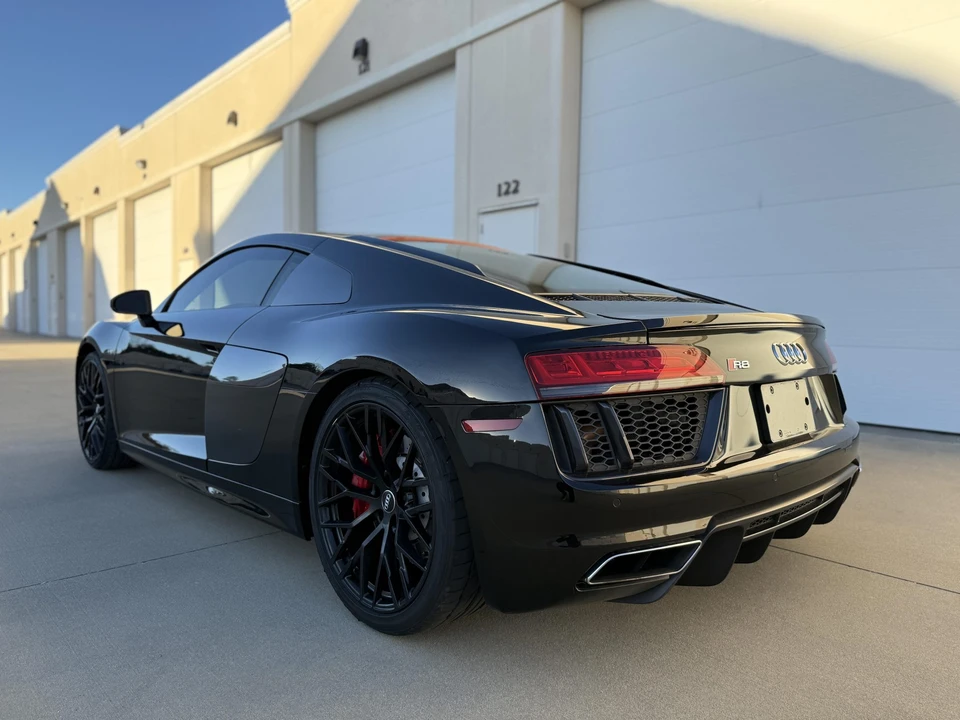 2017 Audi 4S R8 - Image 13 of 31