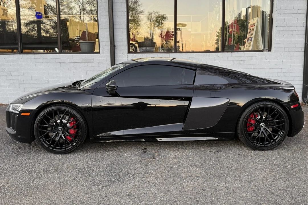 2017 Audi 4S R8 - Image 31 of 31