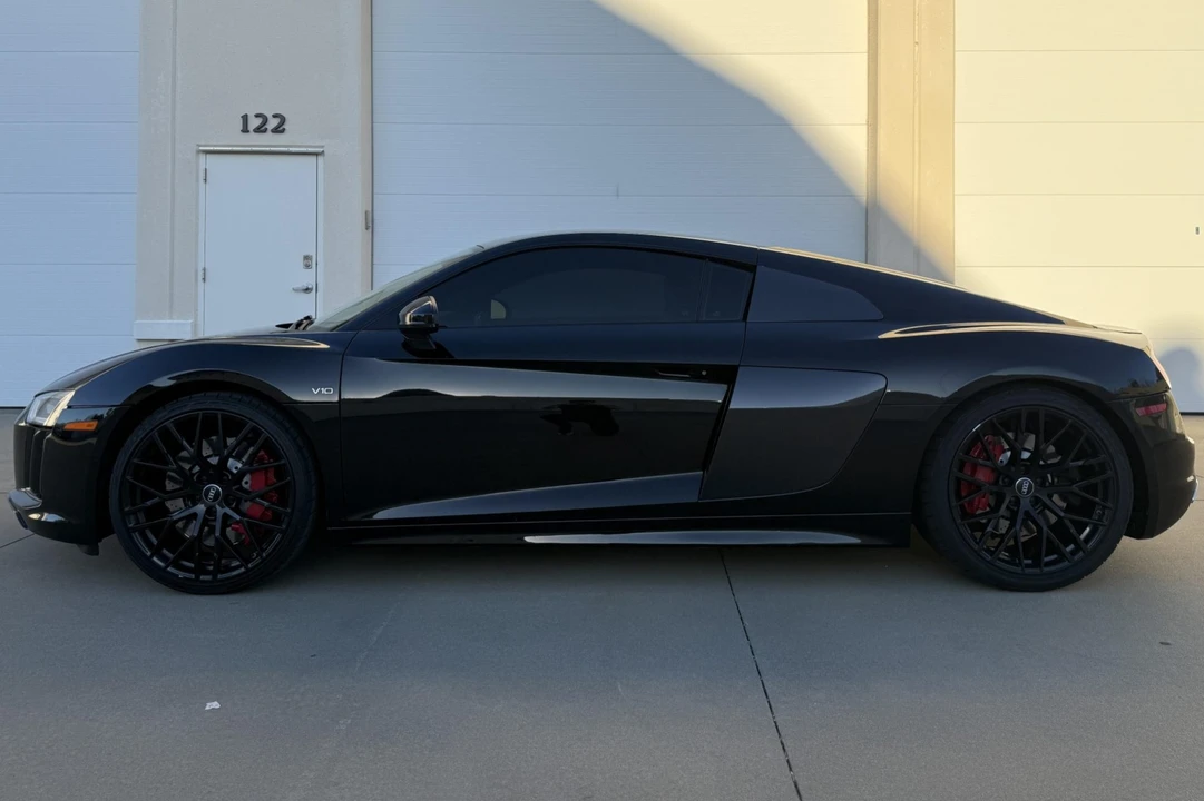 2017 Audi 4S R8 - Image 15 of 31