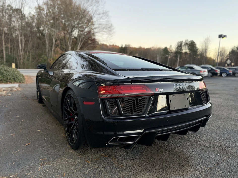 2017 Audi 4S R8 - Image 29 of 31