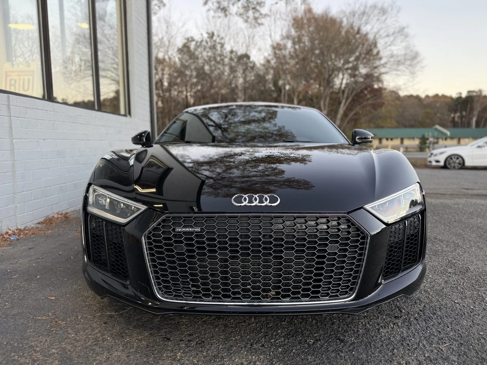 2017 Audi 4S R8 - Image 19 of 31