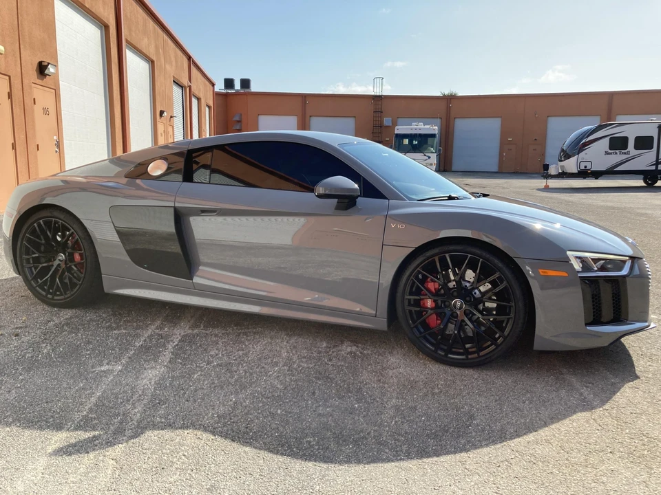 2017 Audi 4S R8 - Image 7 of 31