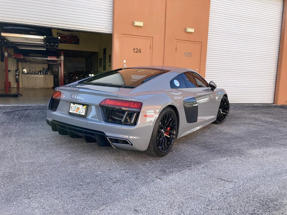 2017 Audi 4S R8 - Image 6 of 31