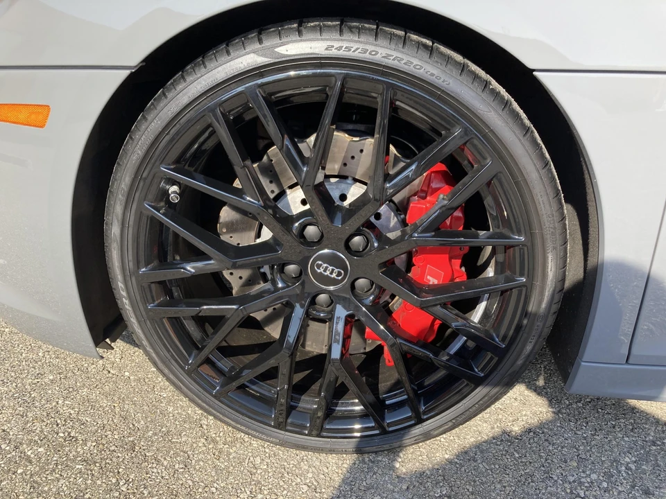 2017 Audi 4S R8 - Image 14 of 31