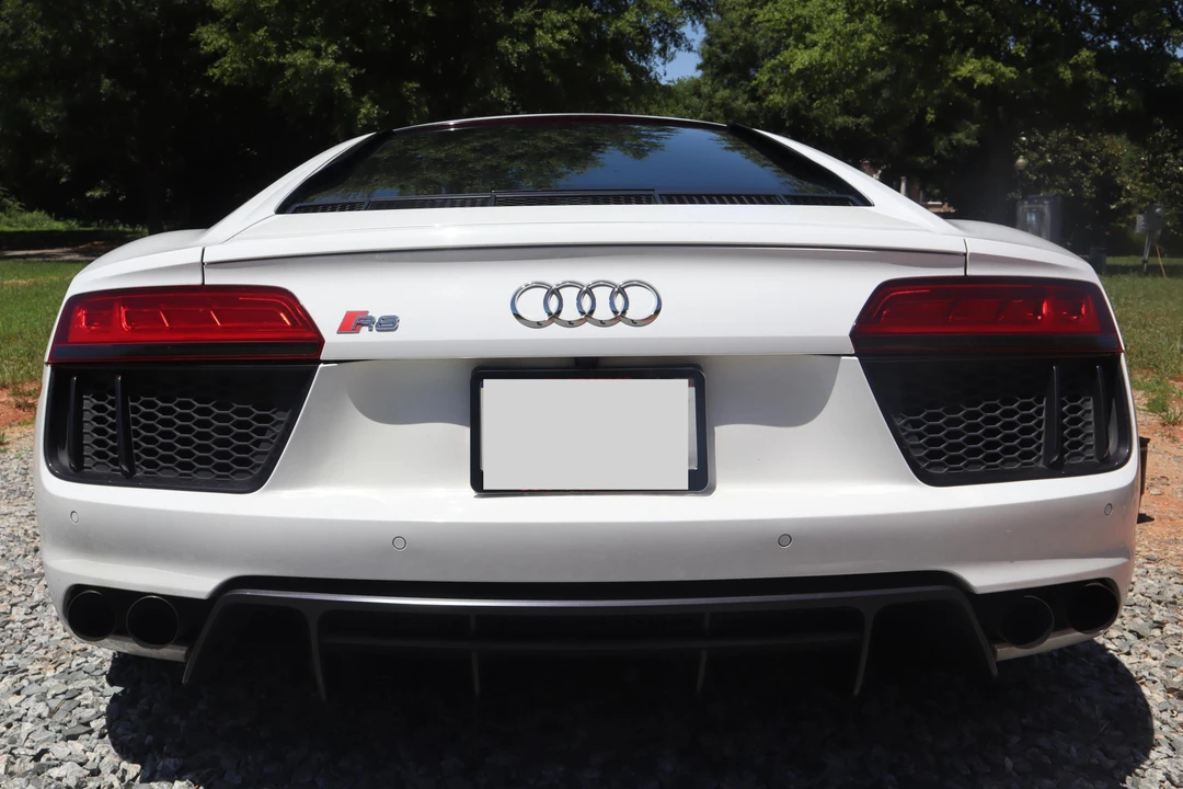 2017 Audi 4S R8 - Image 5 of 31
