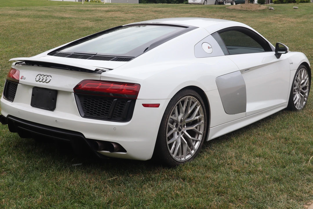 2017 Audi 4S R8 - Image 12 of 31