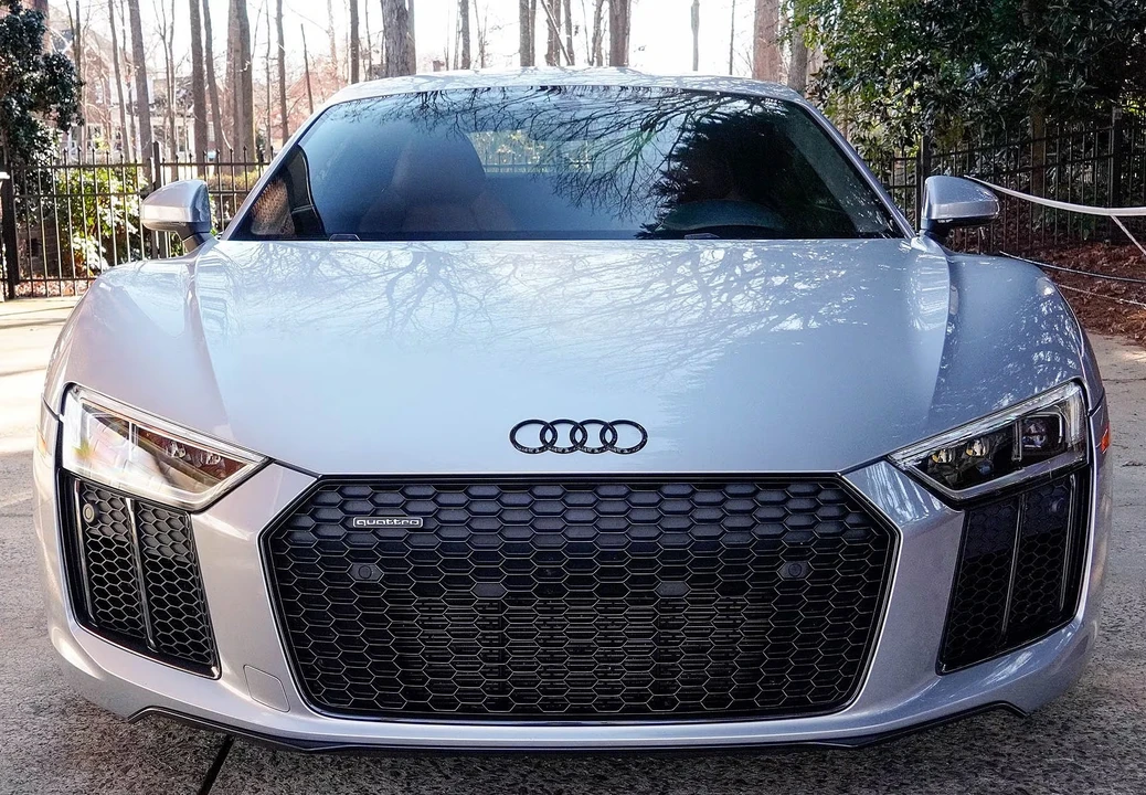 2017 Audi 4S R8 - Image 13 of 31