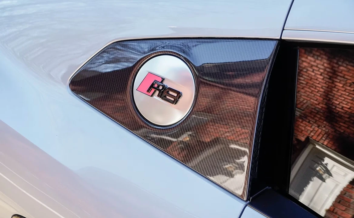 2017 Audi 4S R8 - Image 27 of 31