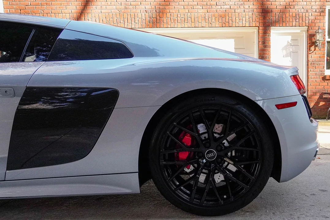2017 Audi 4S R8 - Image 24 of 31