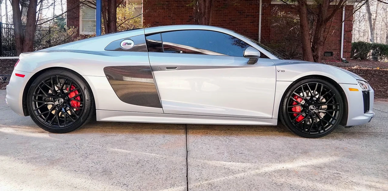 2017 Audi 4S R8 - Image 15 of 31