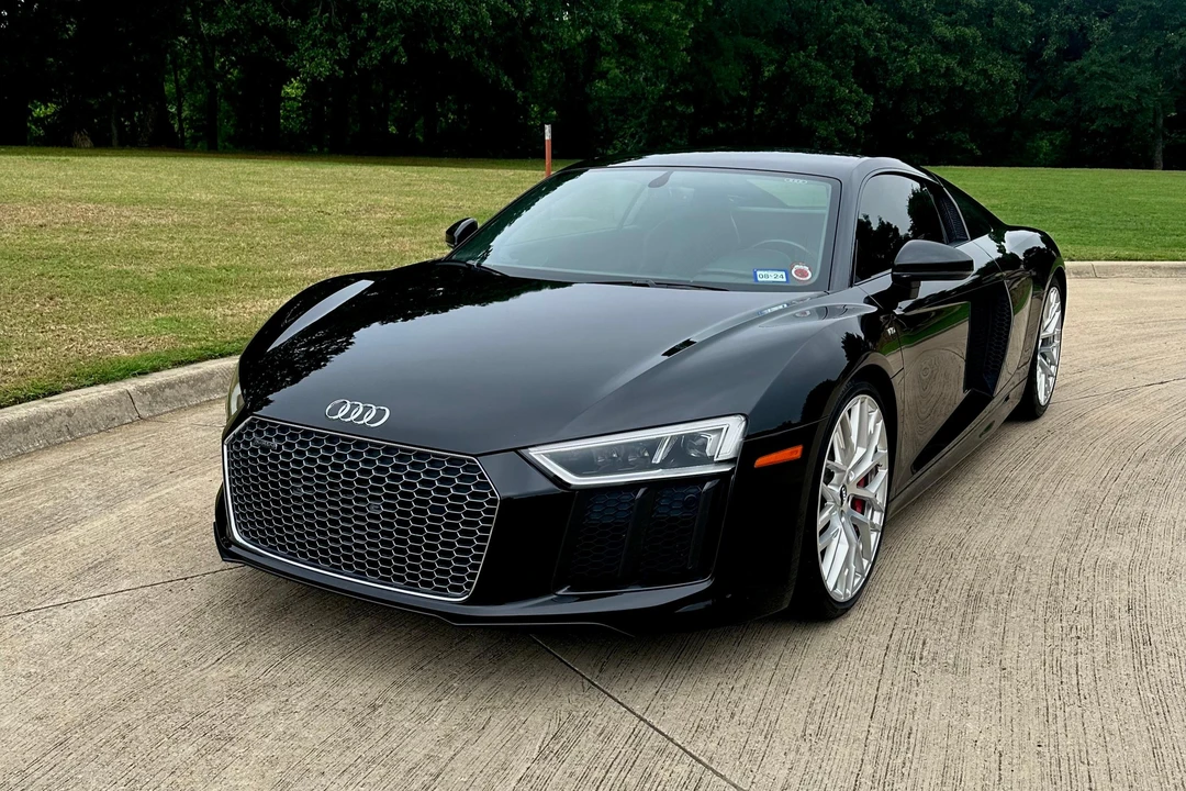2017 Audi 4S R8 - Image 9 of 31