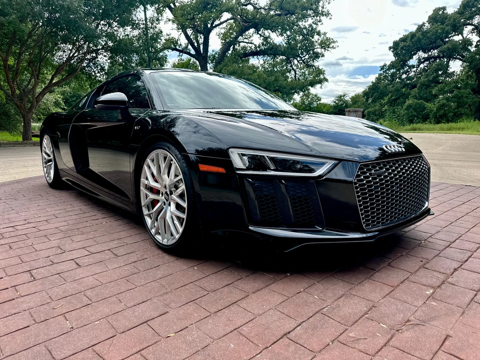 2017 Audi 4S R8 - Image 23 of 31