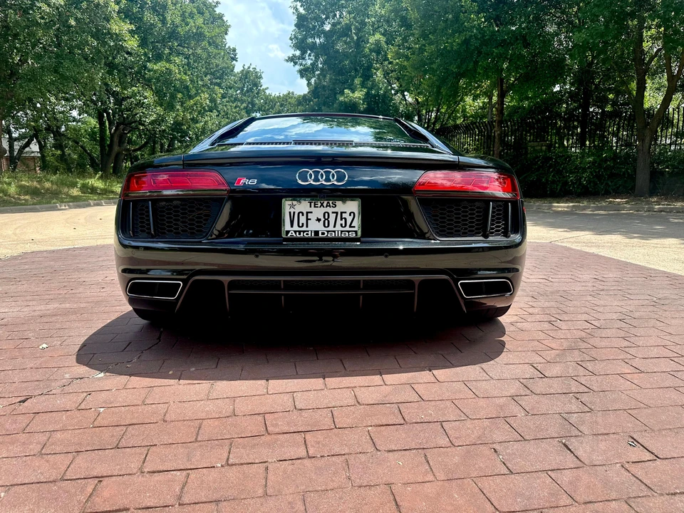 2017 Audi 4S R8 - Image 17 of 31