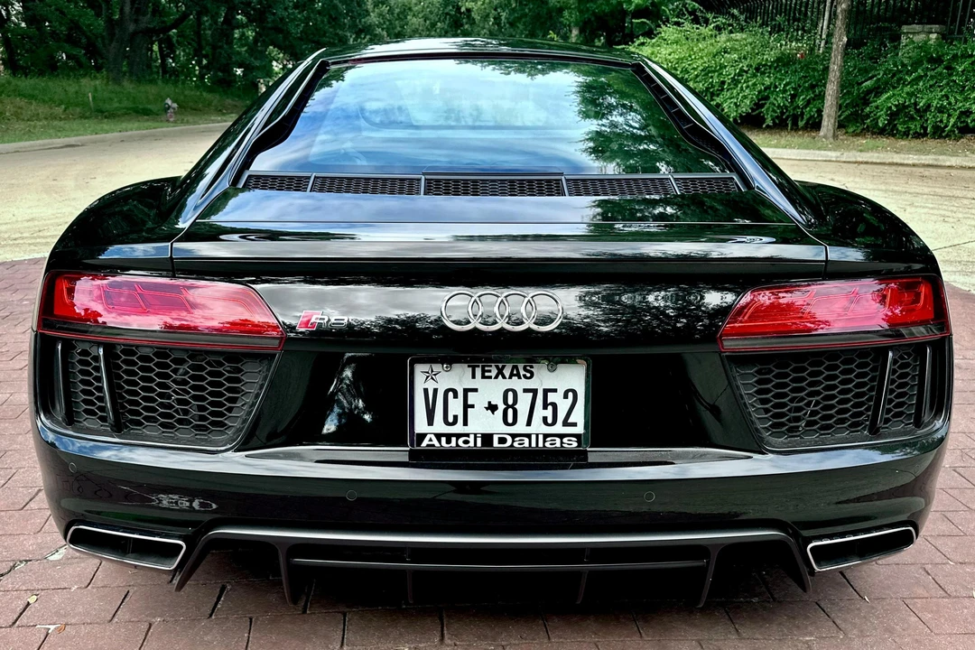 2017 Audi 4S R8 - Image 5 of 31