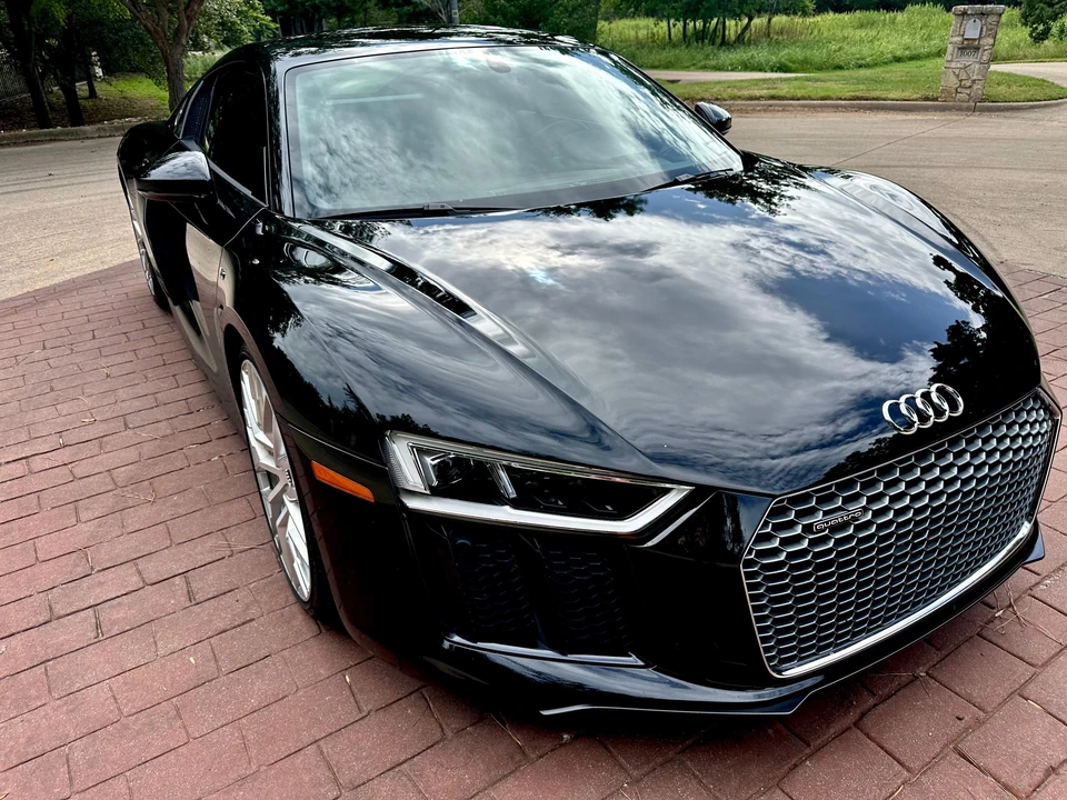 2017 Audi 4S R8 - Image 24 of 31