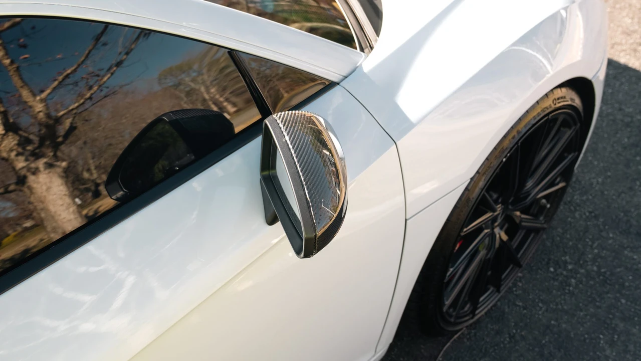 2017 Audi 4S R8 - Image 20 of 31