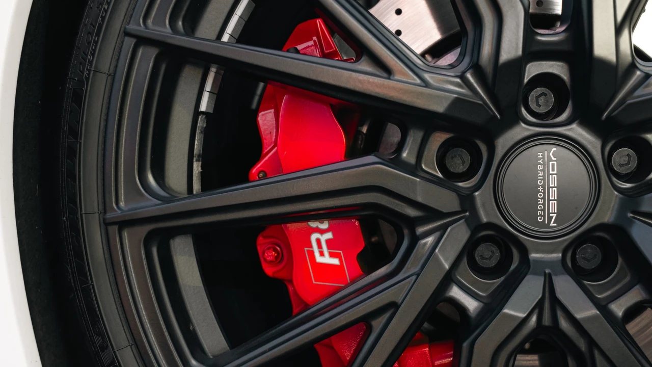 2017 Audi 4S R8 - Image 25 of 31