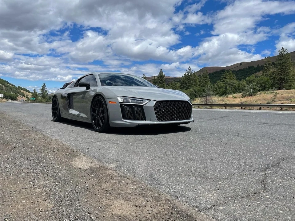 2017 Audi 4S R8 - Image 7 of 21