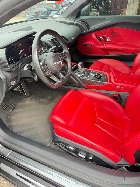 2017 Audi 4S R8 - Image 13 of 20