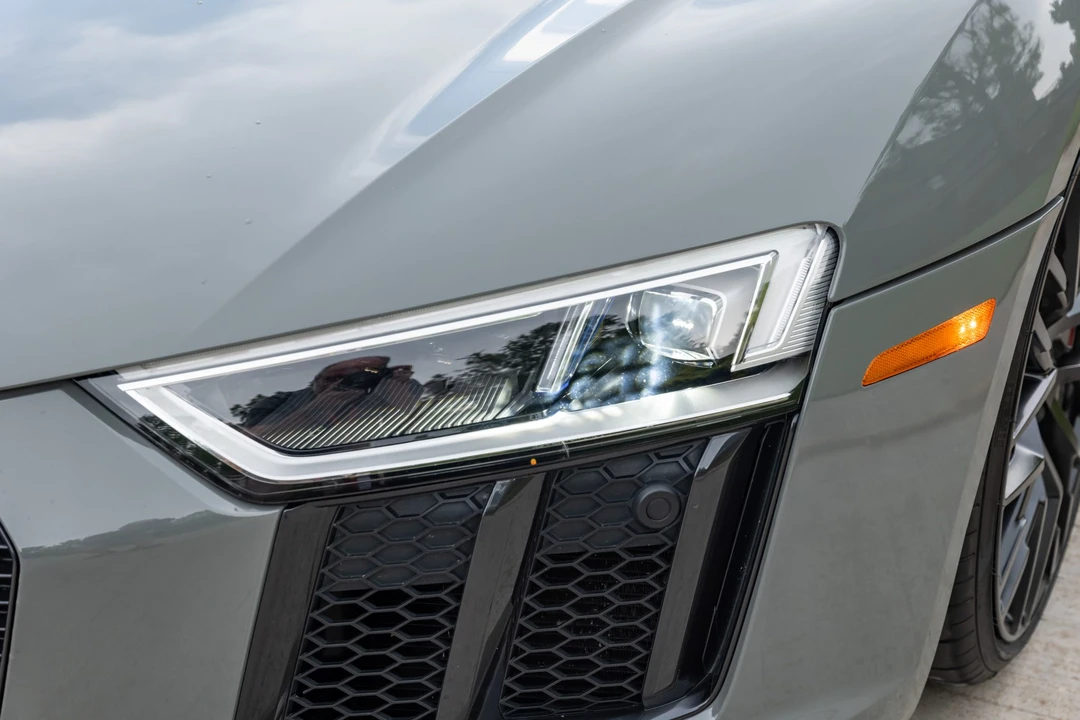 2017 Audi 4S R8 - Image 17 of 31